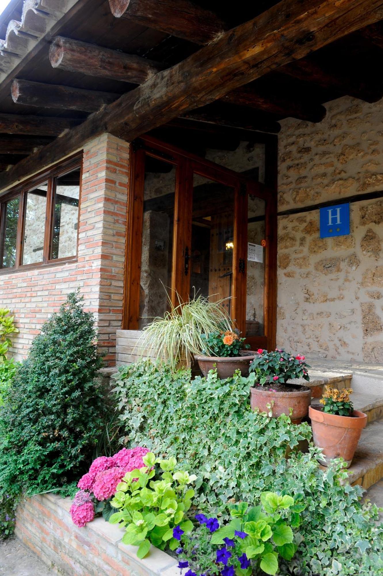 Hotel Font Del Pas Beceite Esterno foto
