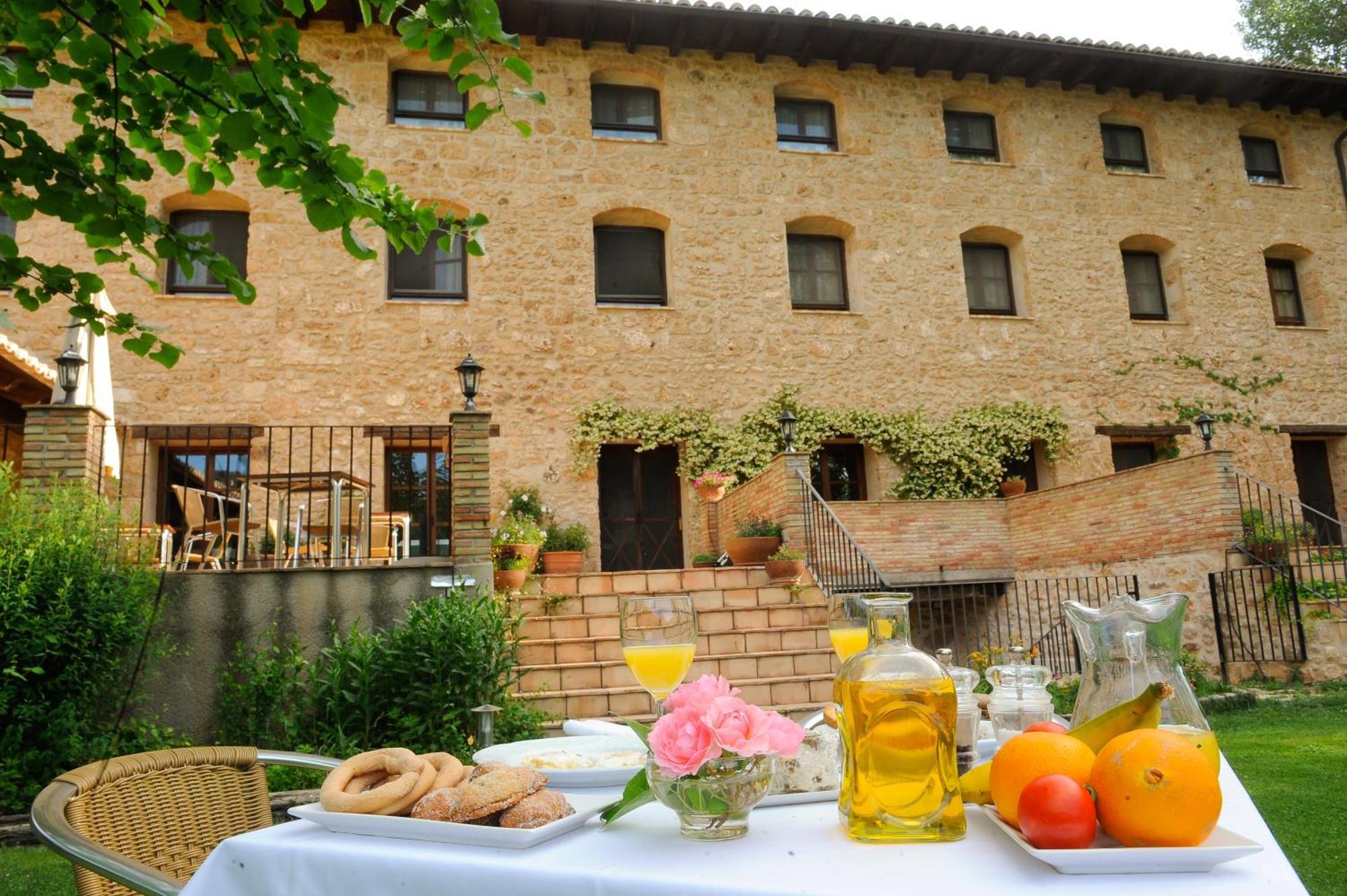 Hotel Font Del Pas Beceite Esterno foto