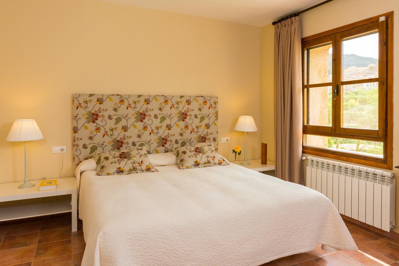 Hotel Font Del Pas Beceite Esterno foto